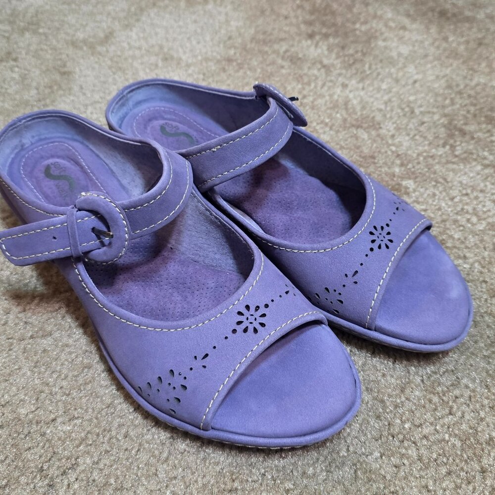 Soft Walk Purple Suede slides Sandals sz 5